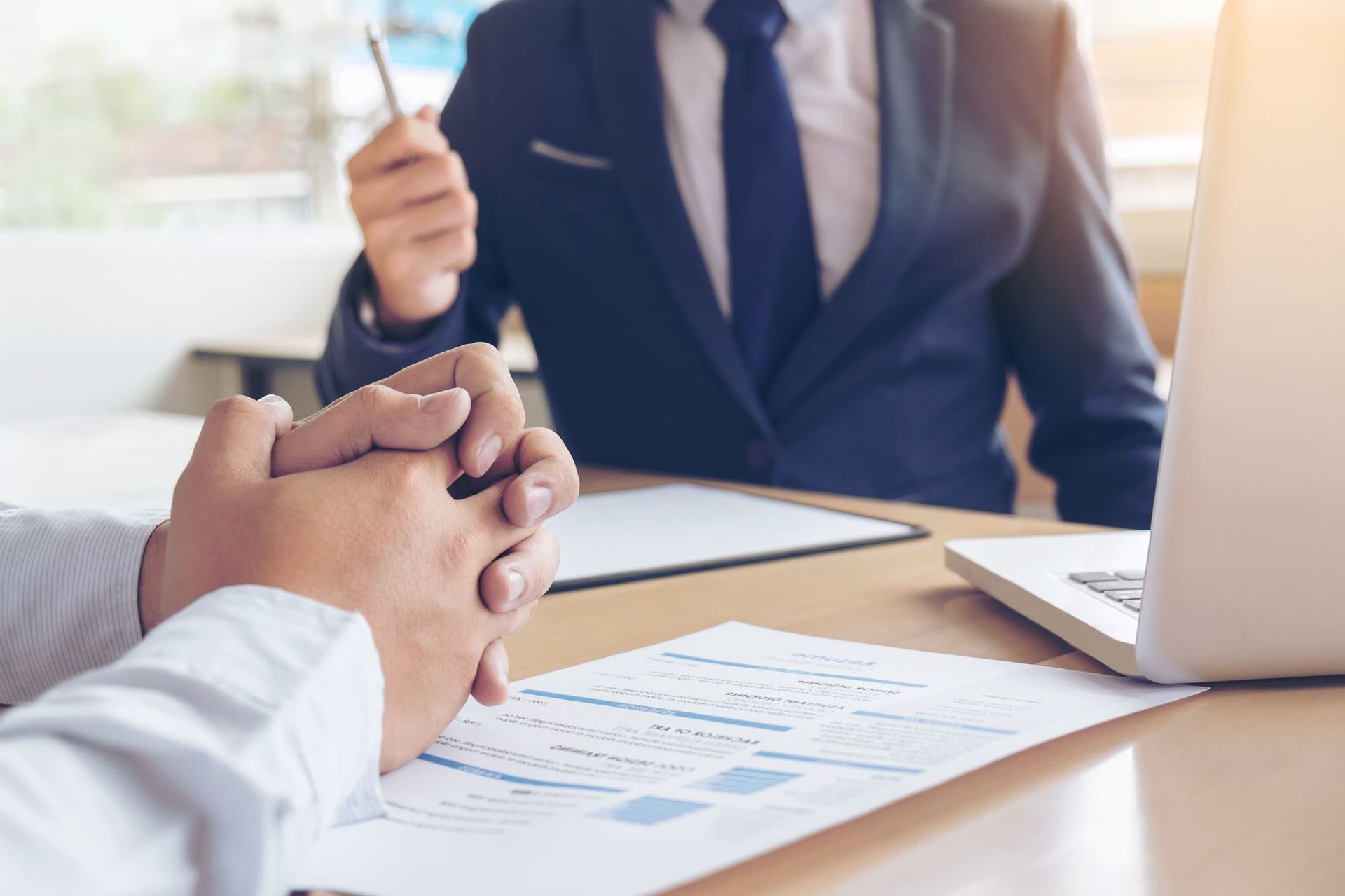 東京の会計事務所なら、税理士法人漆山パートナーズへ