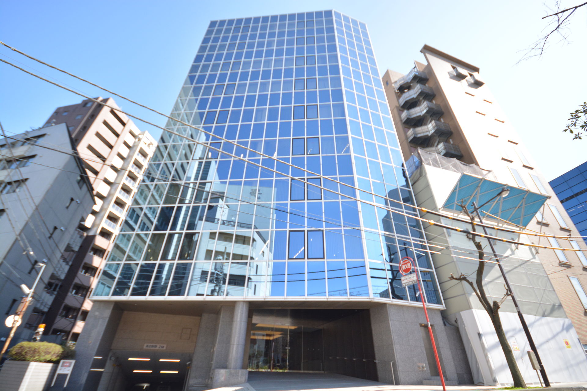 東京の会計事務所・税理士法人漆山パートナーズへアクセス